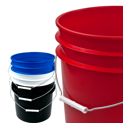 3 gallon plastic bucket with lid