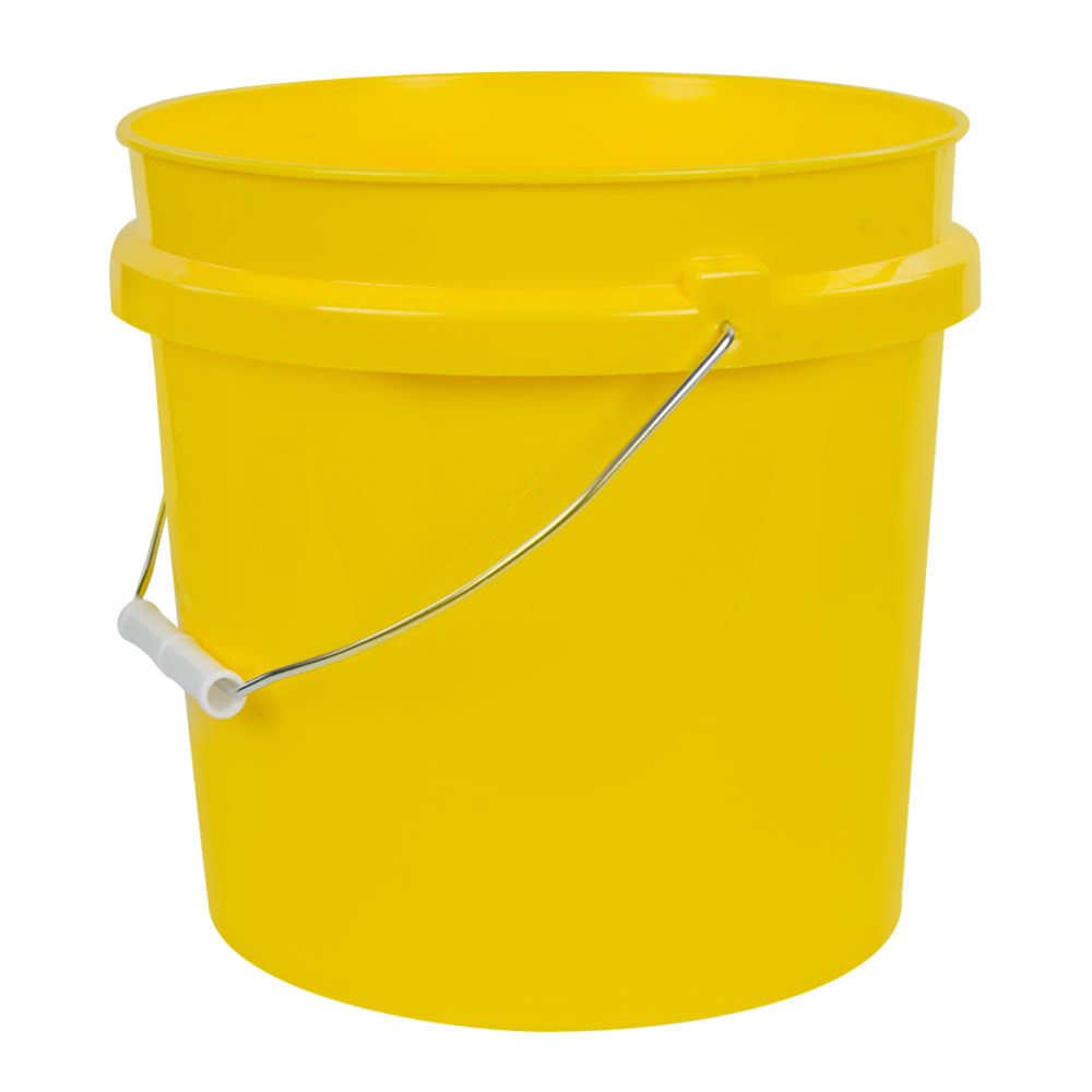 3-1/2 Gallon White Bucket