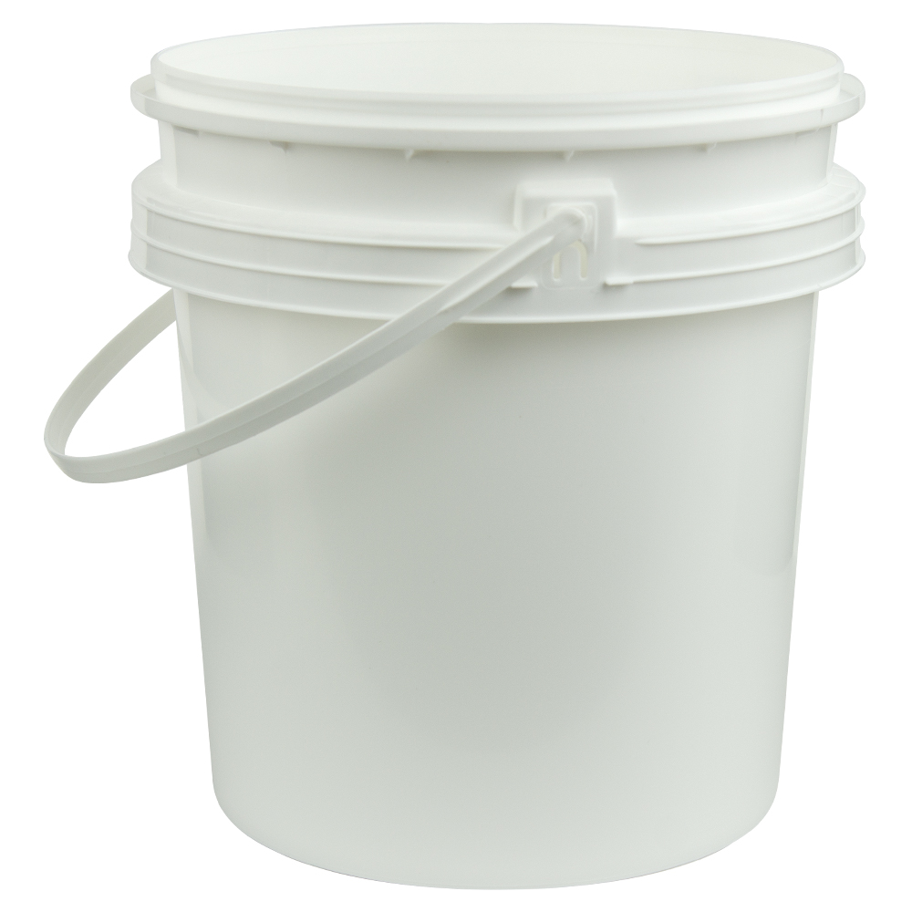 White Polypropylene 2 1 2 Gallon 9.5 Liter Bucket with Handle