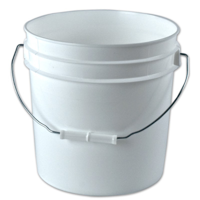 RightPail ™ 2 Gallon Open Head Plastic Bucket - Plastic Handle – White