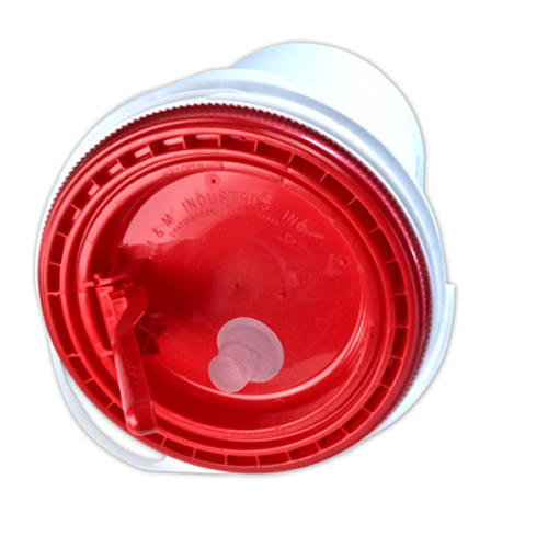 Lid for 5gal bucket w/spout Red