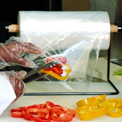 Utility Bags on Rolls with Twist Ties