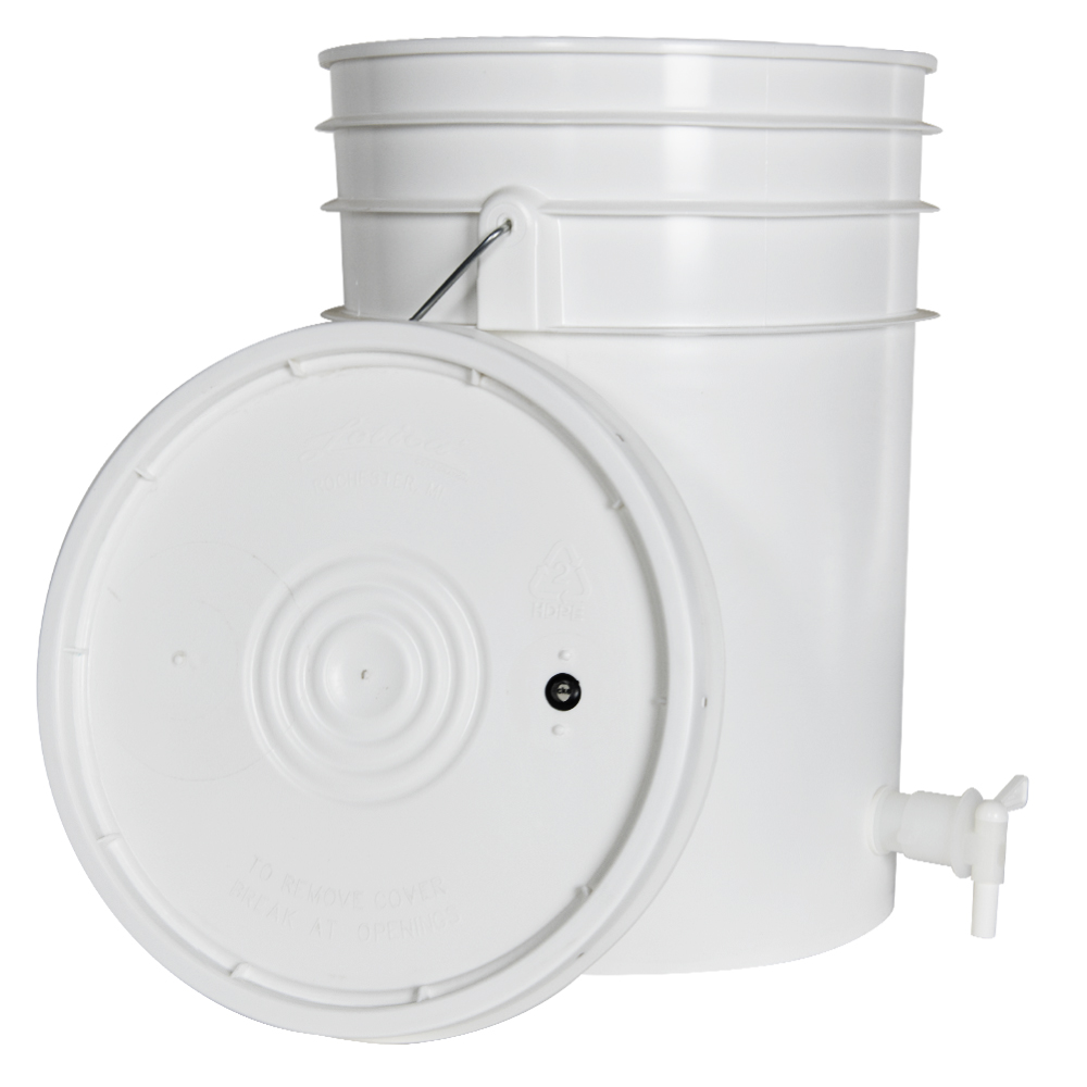White 6 Gallon Tamco® Fermentation Bucket with Spigot & Lid U.S